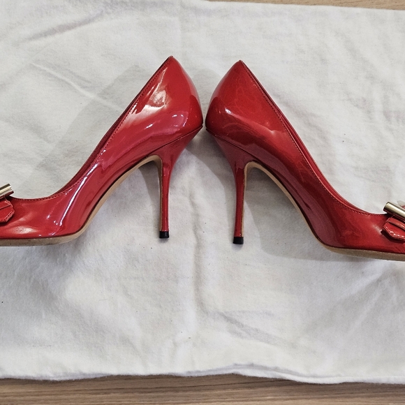 Authentic Gucci Red Patent Leather Peep Toe Pumps 5.5 B - Picture 12 of 16
